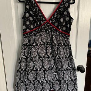 Adrianna Papell 100% Cotton Black, Red, & White V-Neck Dress Size 10